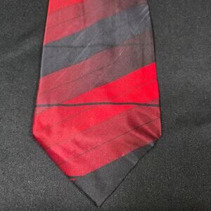 OTTIMO UOMO Men's Red Black Striped Silk Handmade Necktie Classic